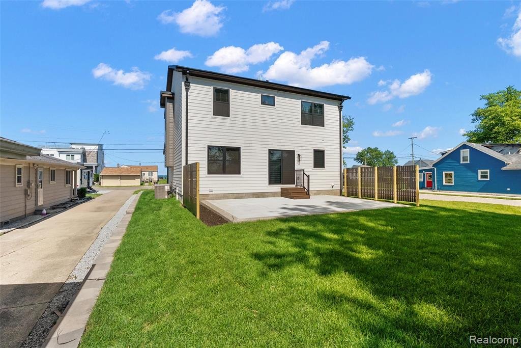 House in Mount Clemens, Michigan, United States 3 - 18431131