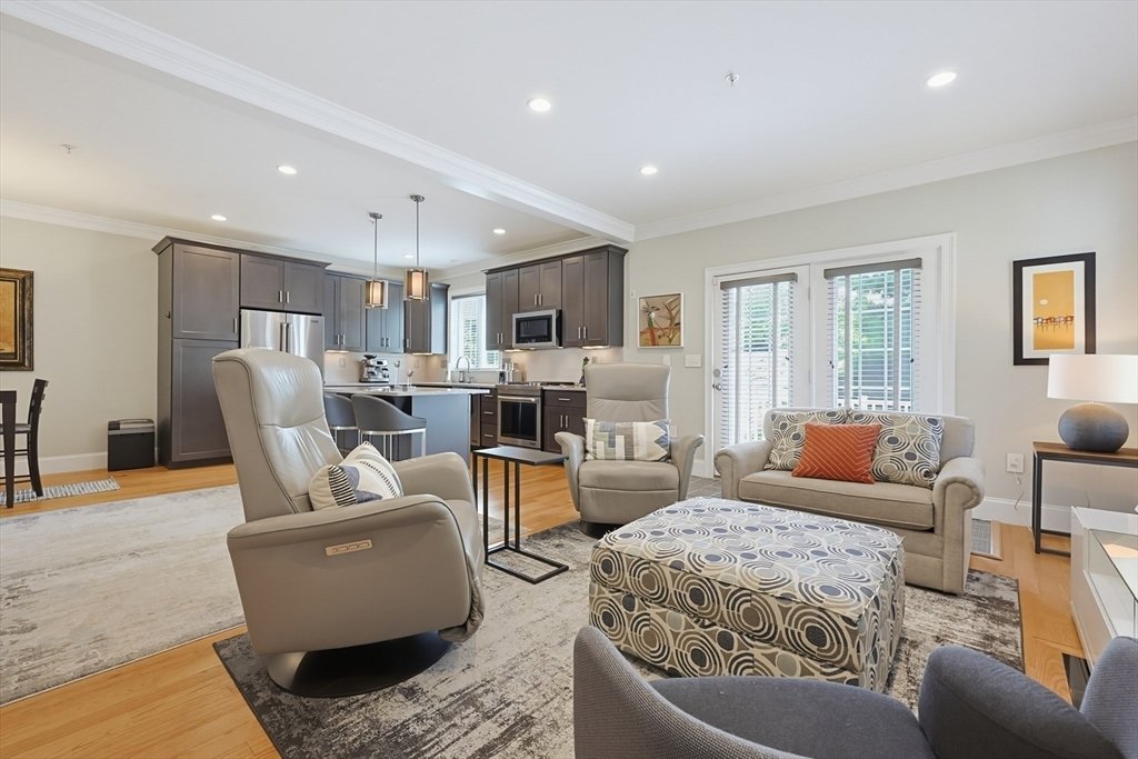 Framingham, Massachusetts, United States 4 - 18427416