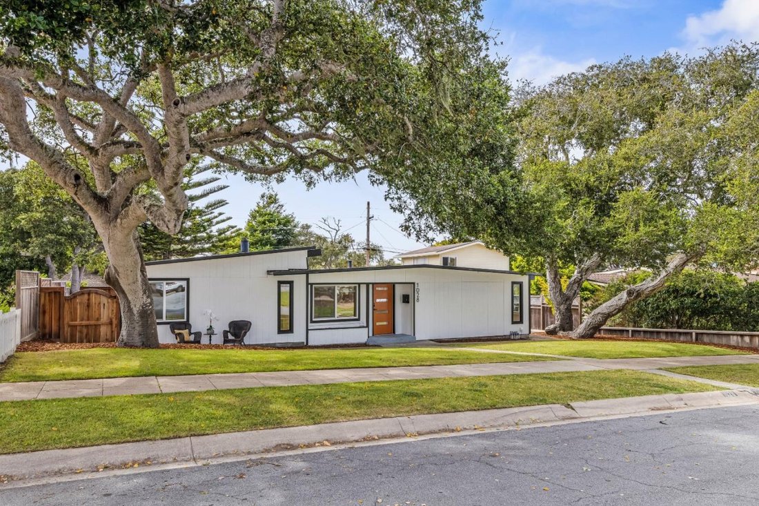House in Pacific Grove, California, United States 3 - 18427518