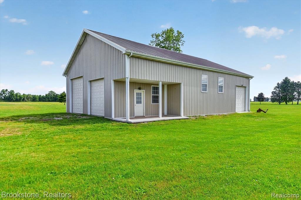 House in Richmond, Michigan, United States 5 - 18307994
