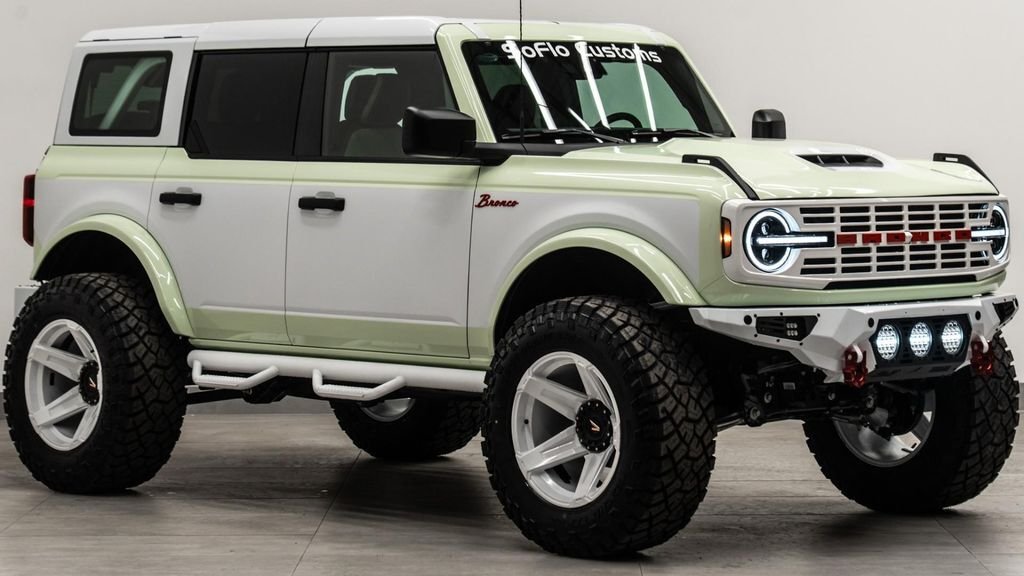 Ford Bronco 4X4 in Fort Lauderdale, FL, United States 4 - 18432544