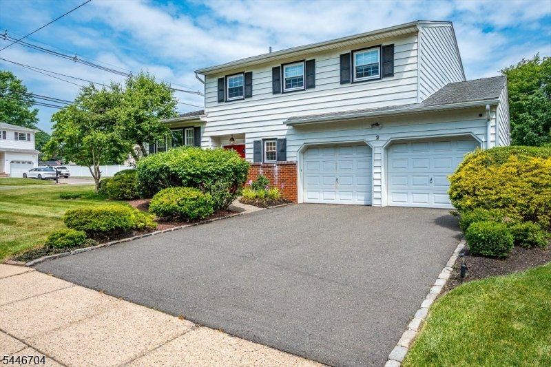 House in Metuchen, New Jersey, United States 3 - 18431772
