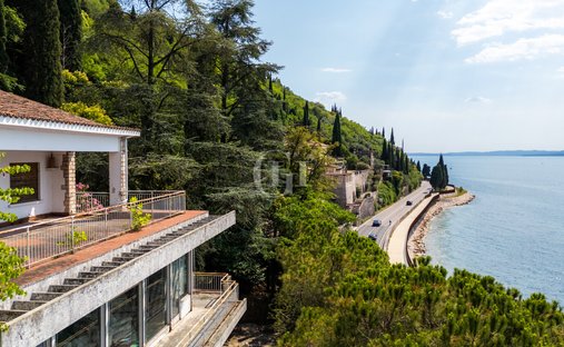 Villa à Torri del Benaco, Vénétie, Italie 1