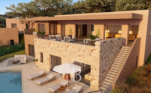 Villa in Secteur Périphérique, Calvi, France 1