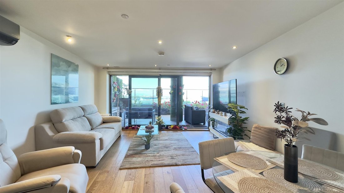 Apartment in Gibraltar, Gibraltar 2 - 18429201