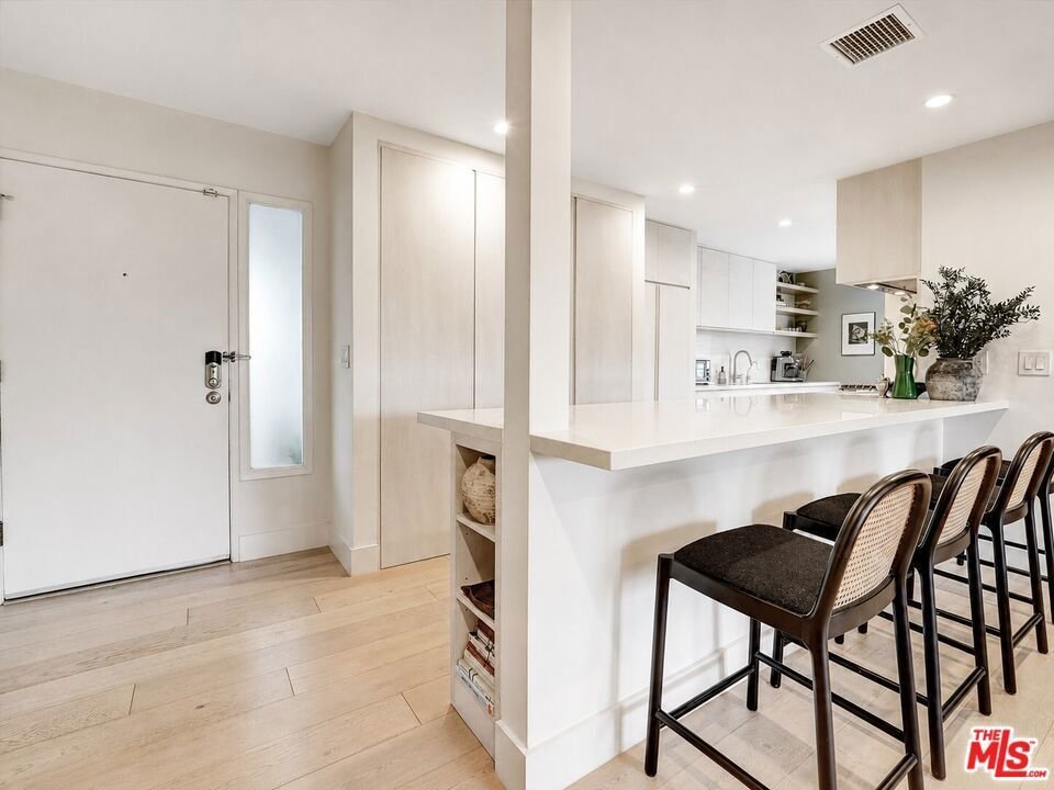 Condo in Santa Monica, California, United States 2 - 18288733