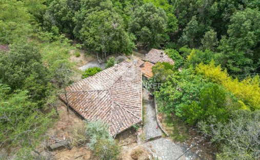 Maisons de campagne à Champ à Elbe, Toscane, Italie 1