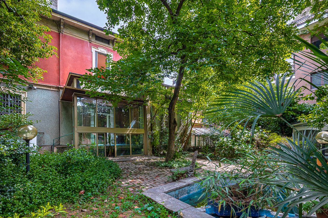 Villa in Maggiolina - Journalists' Village, Milan, Italy 3 - 18427278