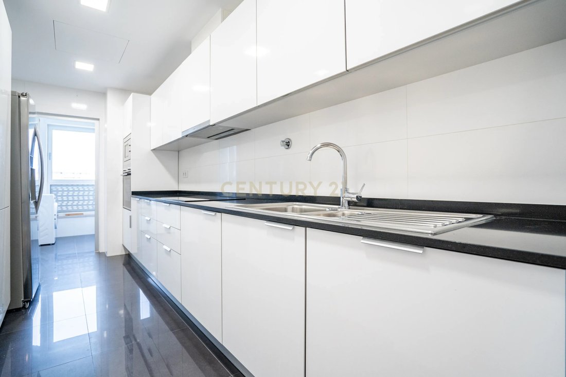 Apartment in Lumiar, Lisbon, Portugal 4 - 16993706