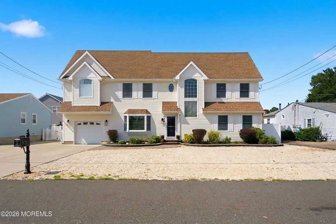 House in Toms River, New Jersey, United States 1 - 18427482