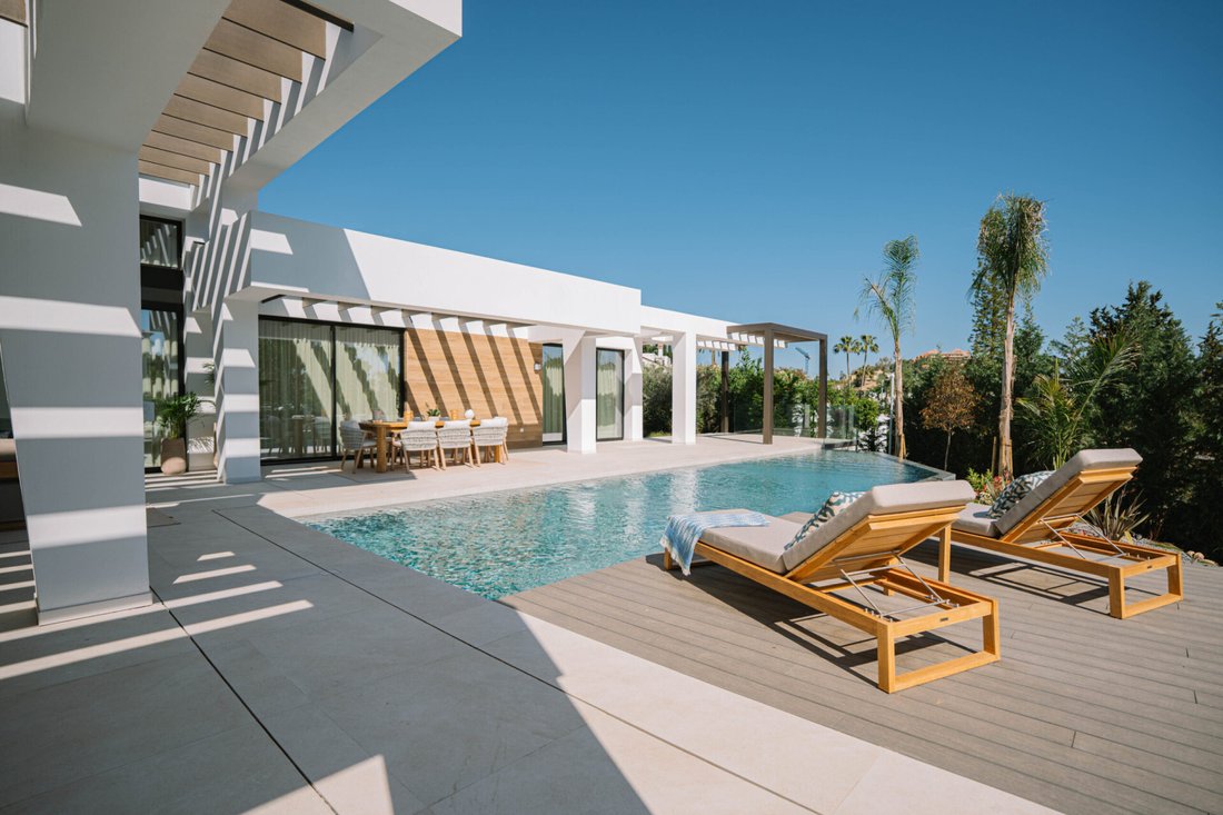 Villa in Nueva Andalucia, Marbella, Spain 1 - 18427860