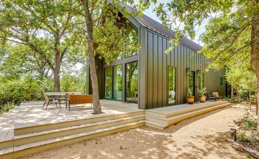 House in Granbury, Texas, United States 1
