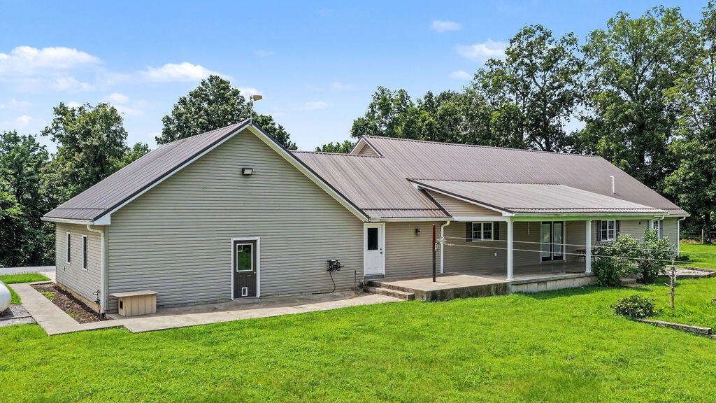 House in Fredonia, Kentucky, United States 4 - 18427729