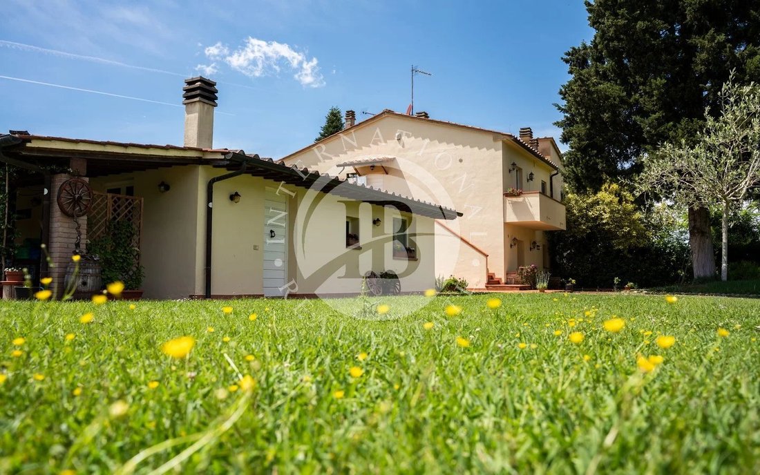 Villa in Volterra, Tuscany, Italy 5 - 18427959