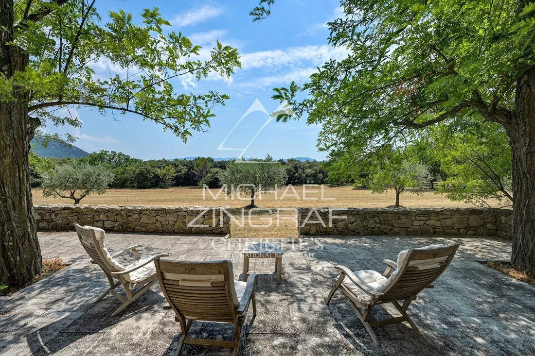 Casa di campagna a Jouques, Provenza-Alpi-Costa Azzurra, Francia 5 - 18429391
