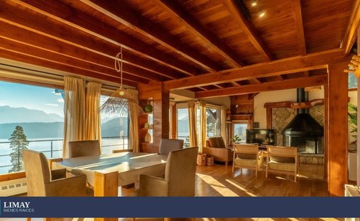 House in Villa La Angostura, Neuquen, Argentina 1