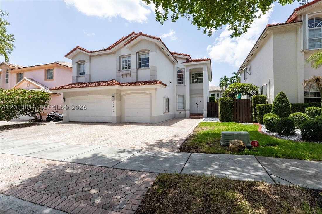 House in Doral, Florida, United States 4 - 18433703