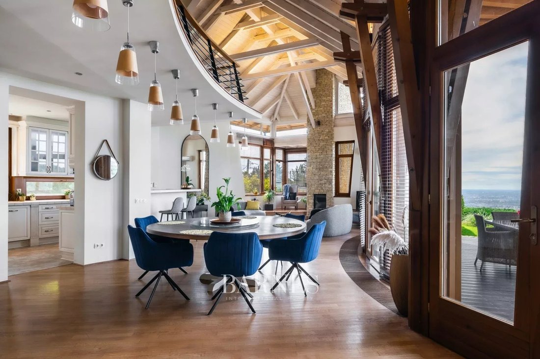 Villa in Budapest, Hungary 1 - 18432338