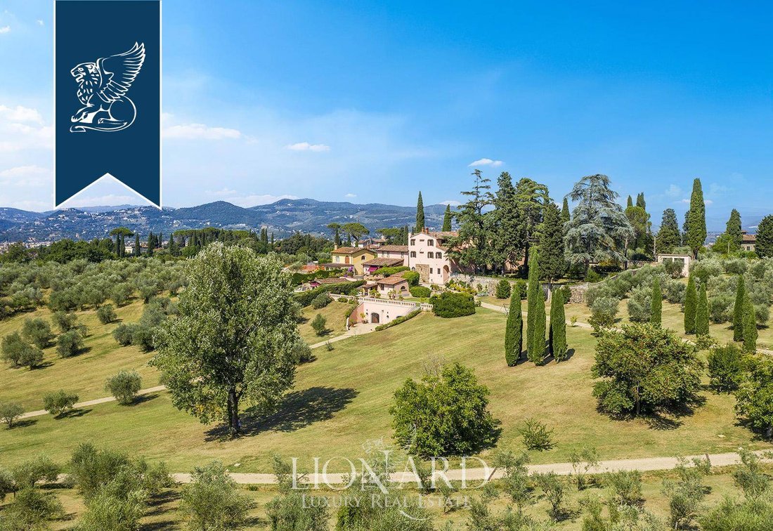 Villa in Center, Florence, Tuscany 4 - 18432985