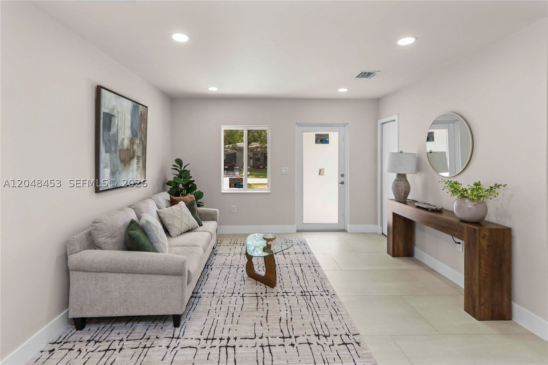 House in Miami, Florida, United States 3 - 18428456