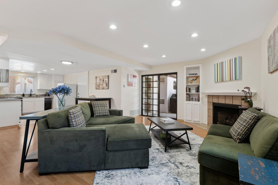 Condo in Santa Barbara, California, United States 4 - 18427449