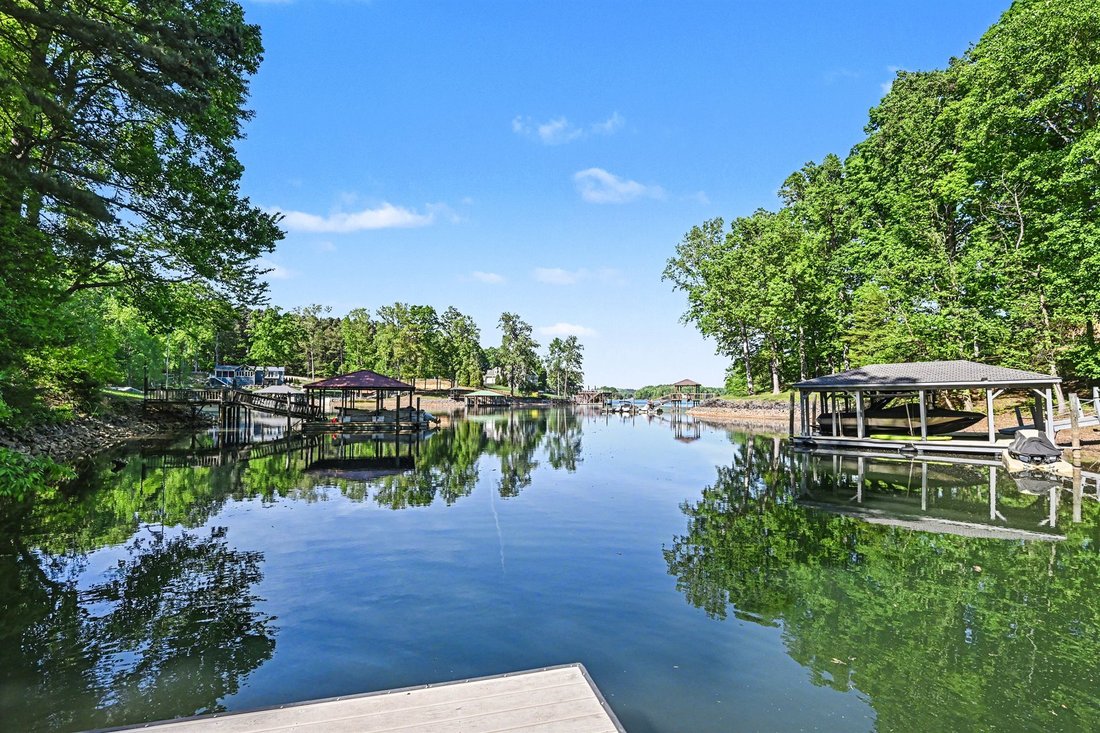 House in Mooresville, North Carolina, United States 3 - 18433081