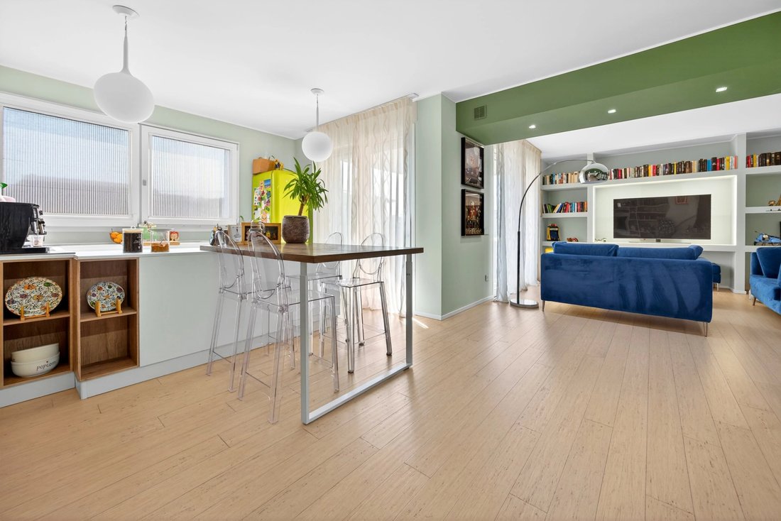 Apartment in Garbagnate Milanese, Lombardy, Italy 2 - 18427678