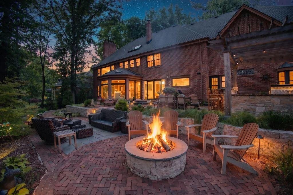 House in Fox Point, Wisconsin, United States 3 - 18430271
