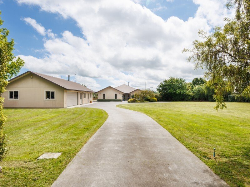 House in Feilding, Manawatu-Wanganui, New Zealand 1 - 18433074