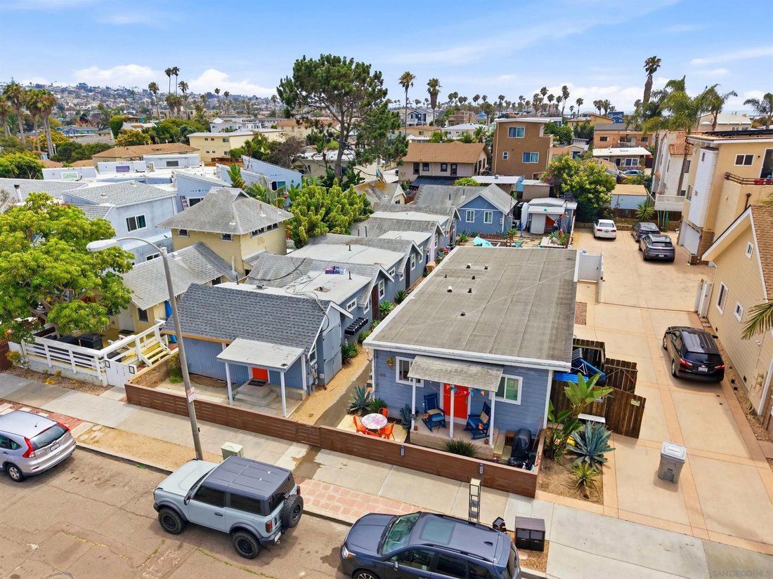 San Diego, California, United States 2 - 18431407