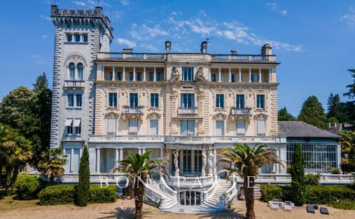 Appartamento a Pau, Nuova Aquitania, Francia 1