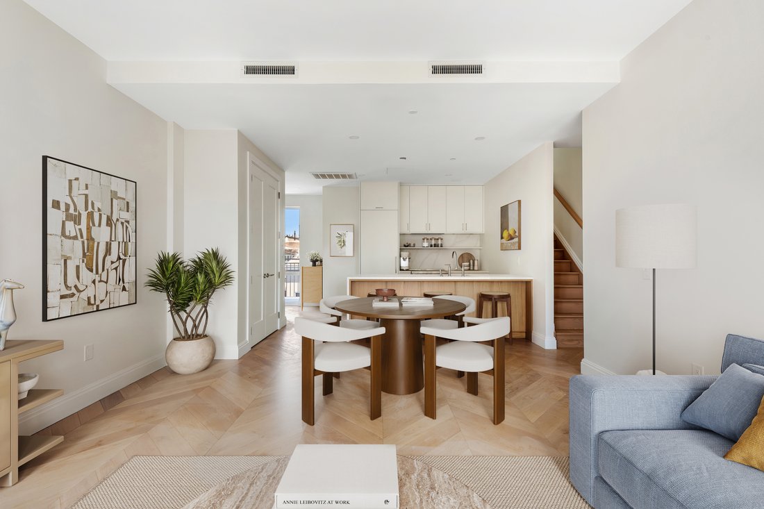Condo in New York, New York, United States 2 - 18251689