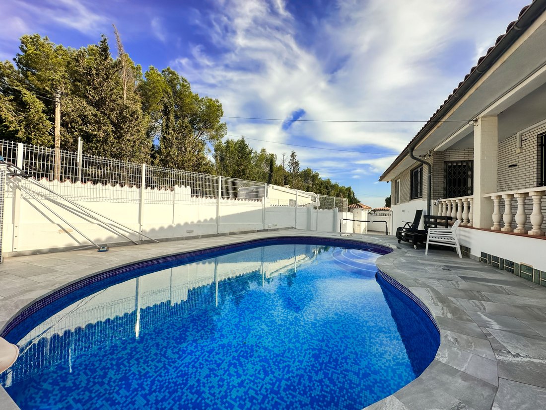 Townhouse in la Nucia, Valencian Community, Spain 1 - 18430369