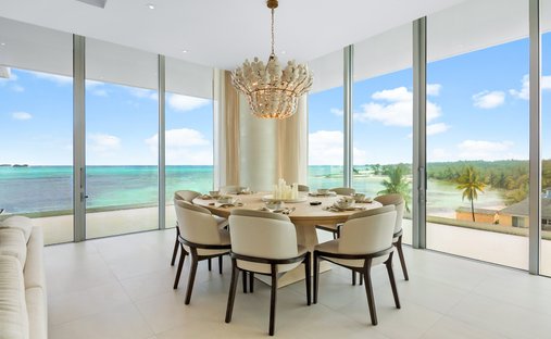 Condo in Nassau, New Providence, The Bahamas 1