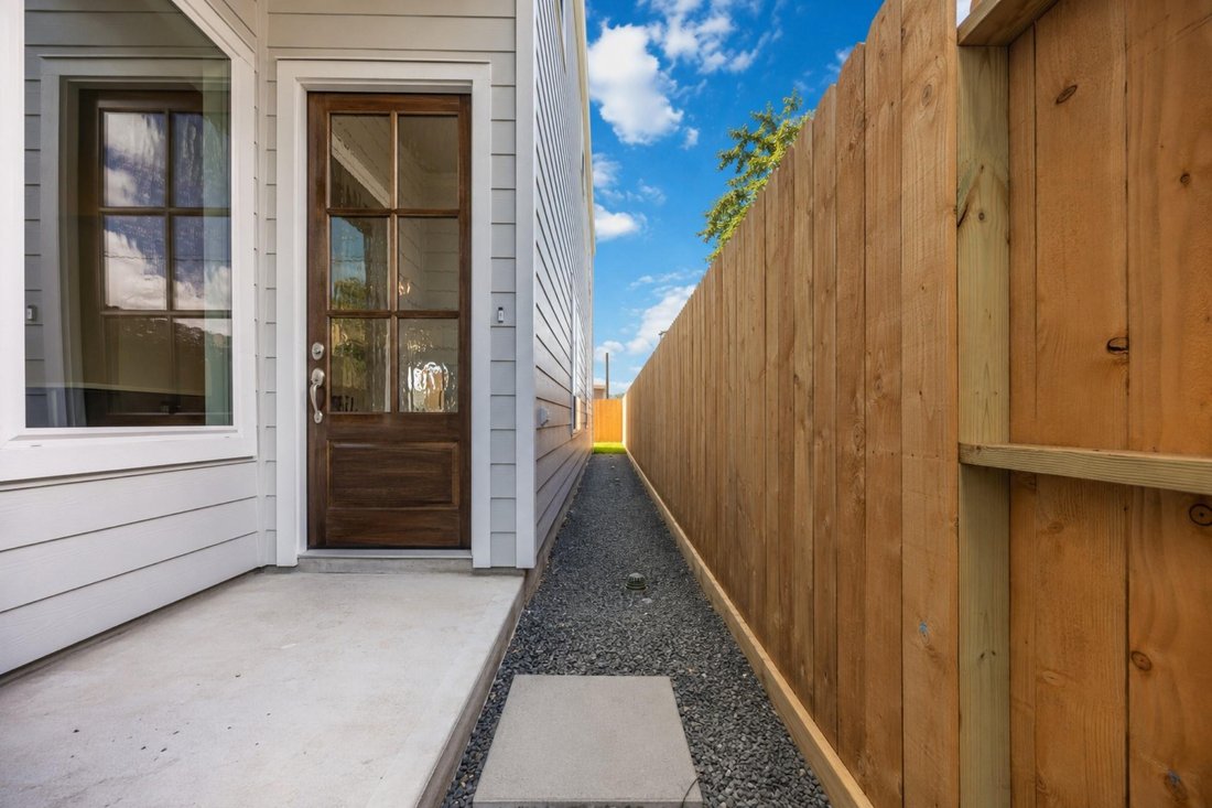 House in Houston, Texas, United States 2 - 18432028