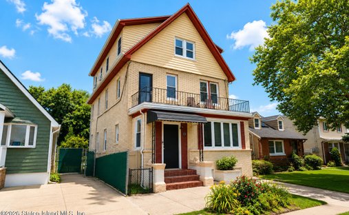 House in New York, New York, United States 1