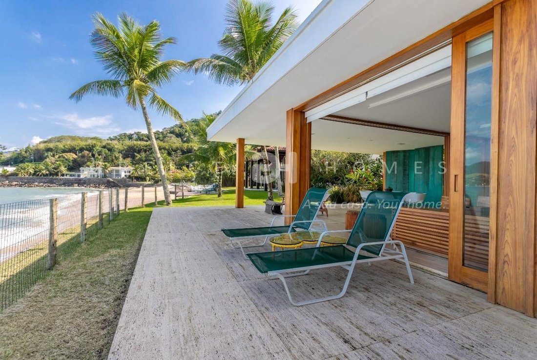 Villa in Mangaratiba, State of Rio de Janeiro, Brazil 1 - 18430106