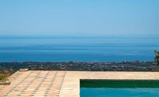 Villa in Elviria-Cabopino, Marbella, Spain 1