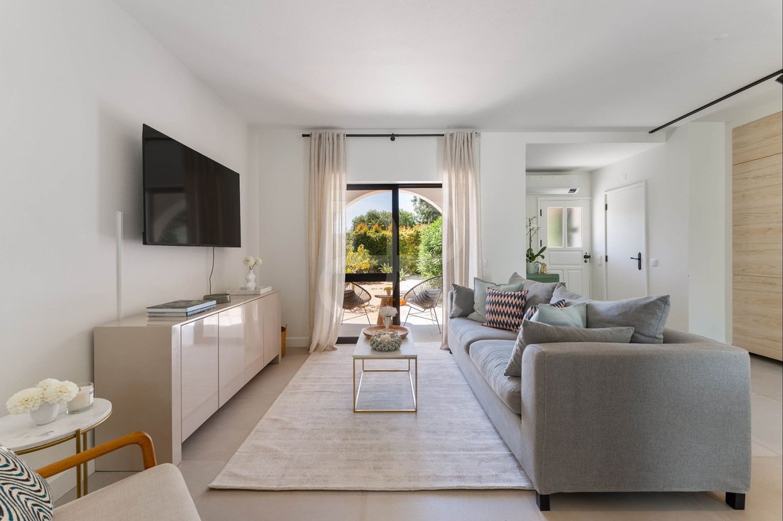 Townhouse in Quarteira, Algarve, Portugal 2 - 18429898