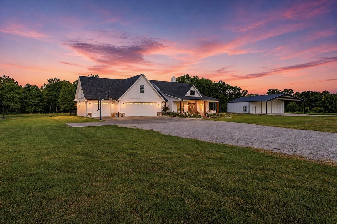 House in Gilmer, Texas, United States 1 - 18427445