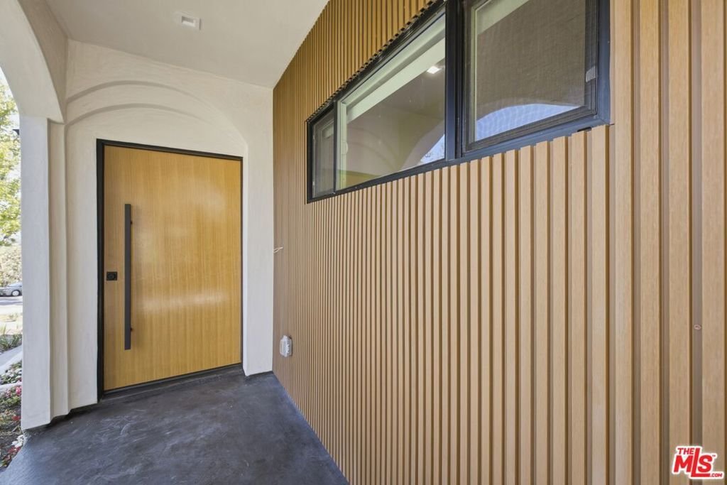 House in Los Angeles, California, United States 4 - 18431334