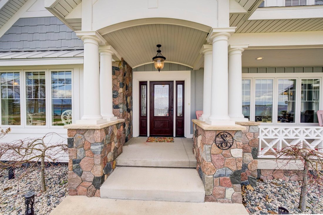 House in Traverse City, Michigan, United States 1 - 18431139