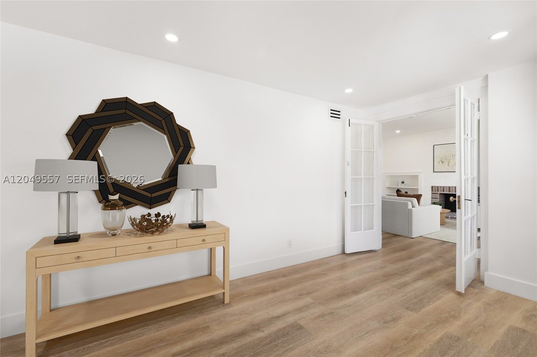 House in Miami, Florida, United States 3 - 18427992