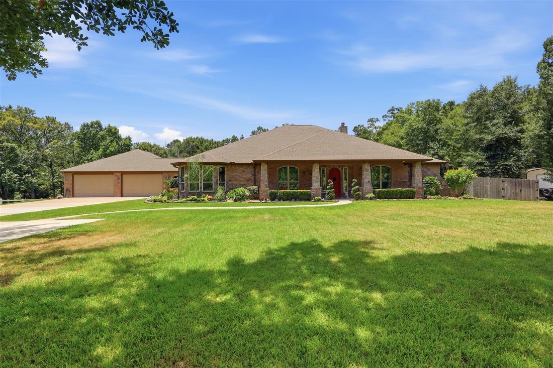 House in Montgomery, Texas, United States 3 - 18432045