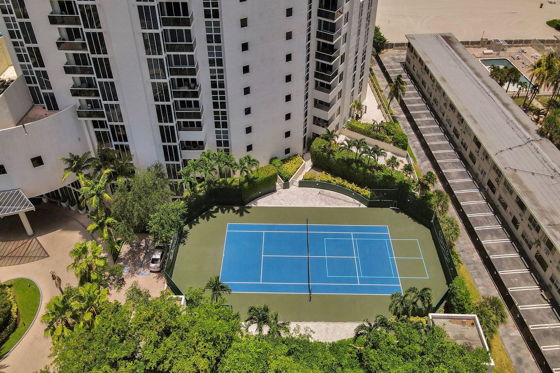 Condo in Golden Beach, Florida, United States 3 - 18433359