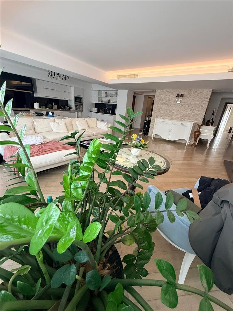 Apartment in Bucharest, Municipiul București, Romania 3 - 18428291