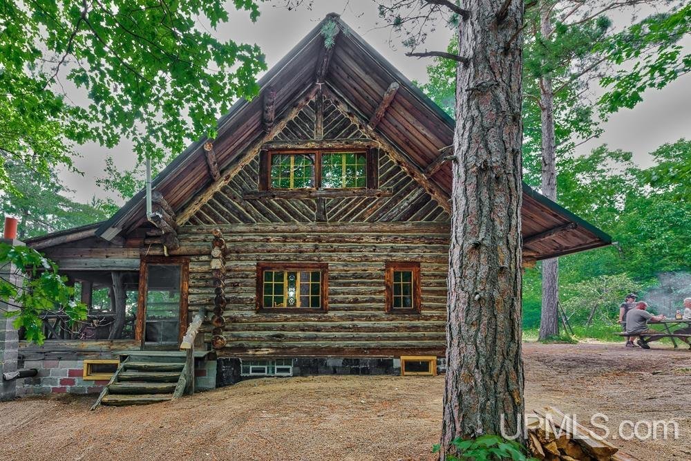 House in Marquette, Michigan, United States 3 - 18427691