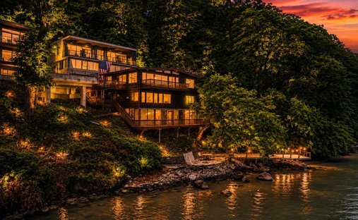House in Edgewater, New Jersey, United States 1