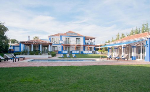 Villa in Olhos de Agua, Algarve, Portugal 1