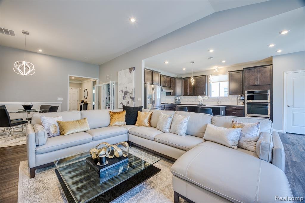 Condo in Novi, Michigan, United States 2 - 18411599